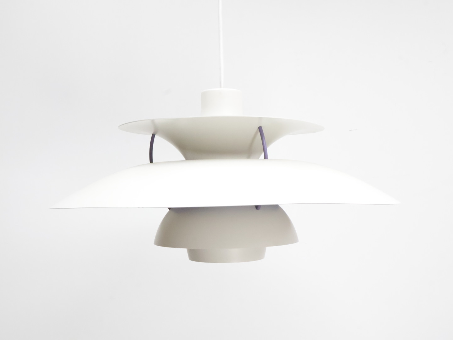 Vintage hanglamp / metaal / wit blauw / Poul Henningsen voor Louis Poulsen model PH5