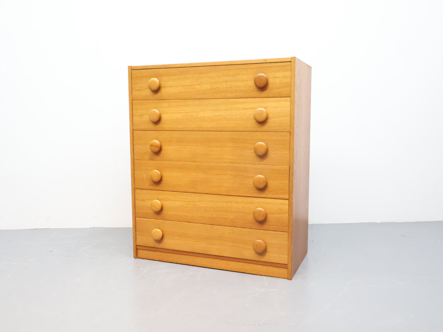 Vintage ladekast / 6 lades / ronde knoppen / Denemarken