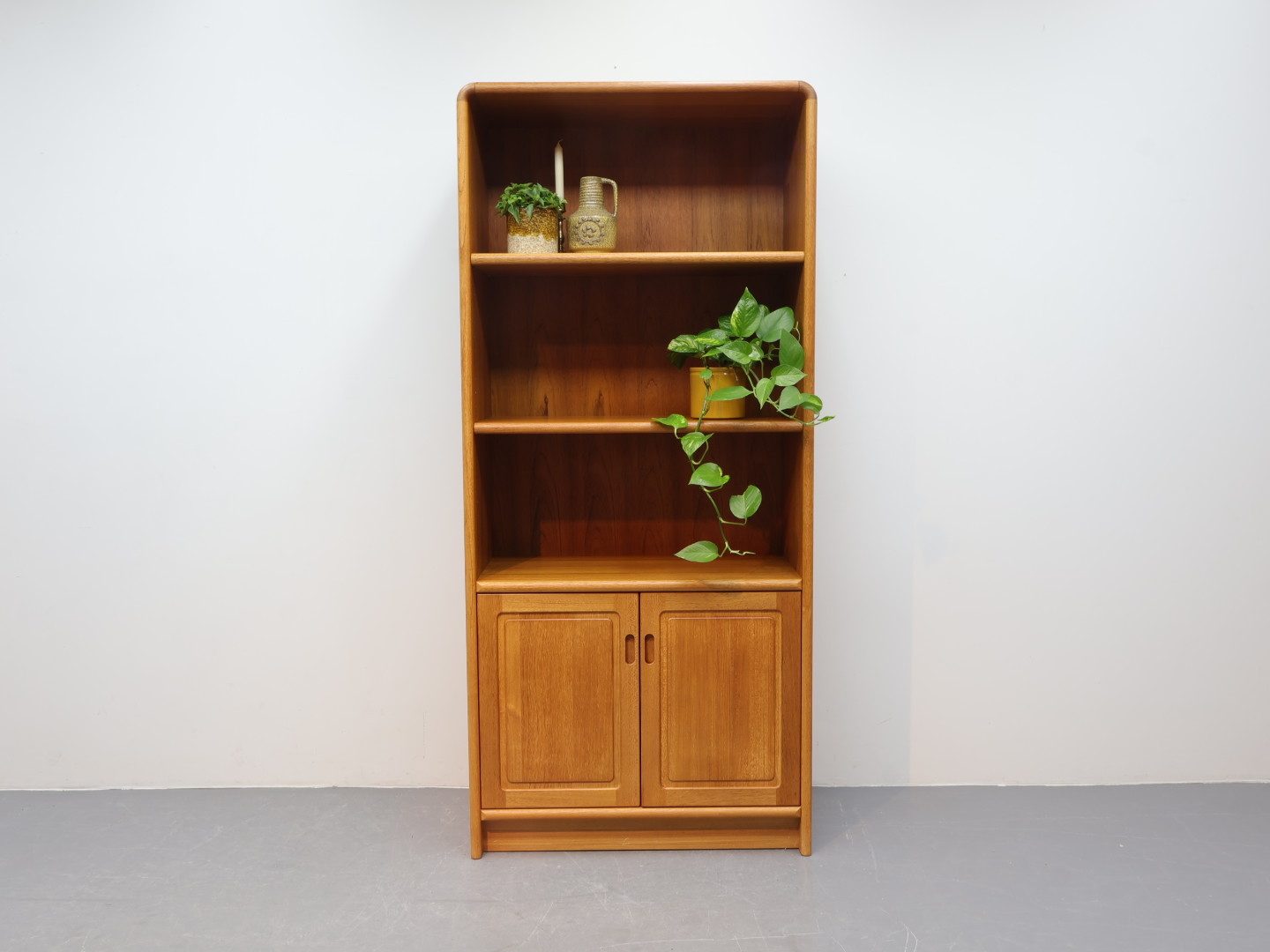 Vintage wandmeubel teakhout met boekenkast jaren 70