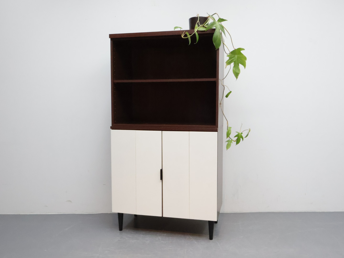 Vintage wandmeubel / hout / deuren vak / Hulsta Denmark