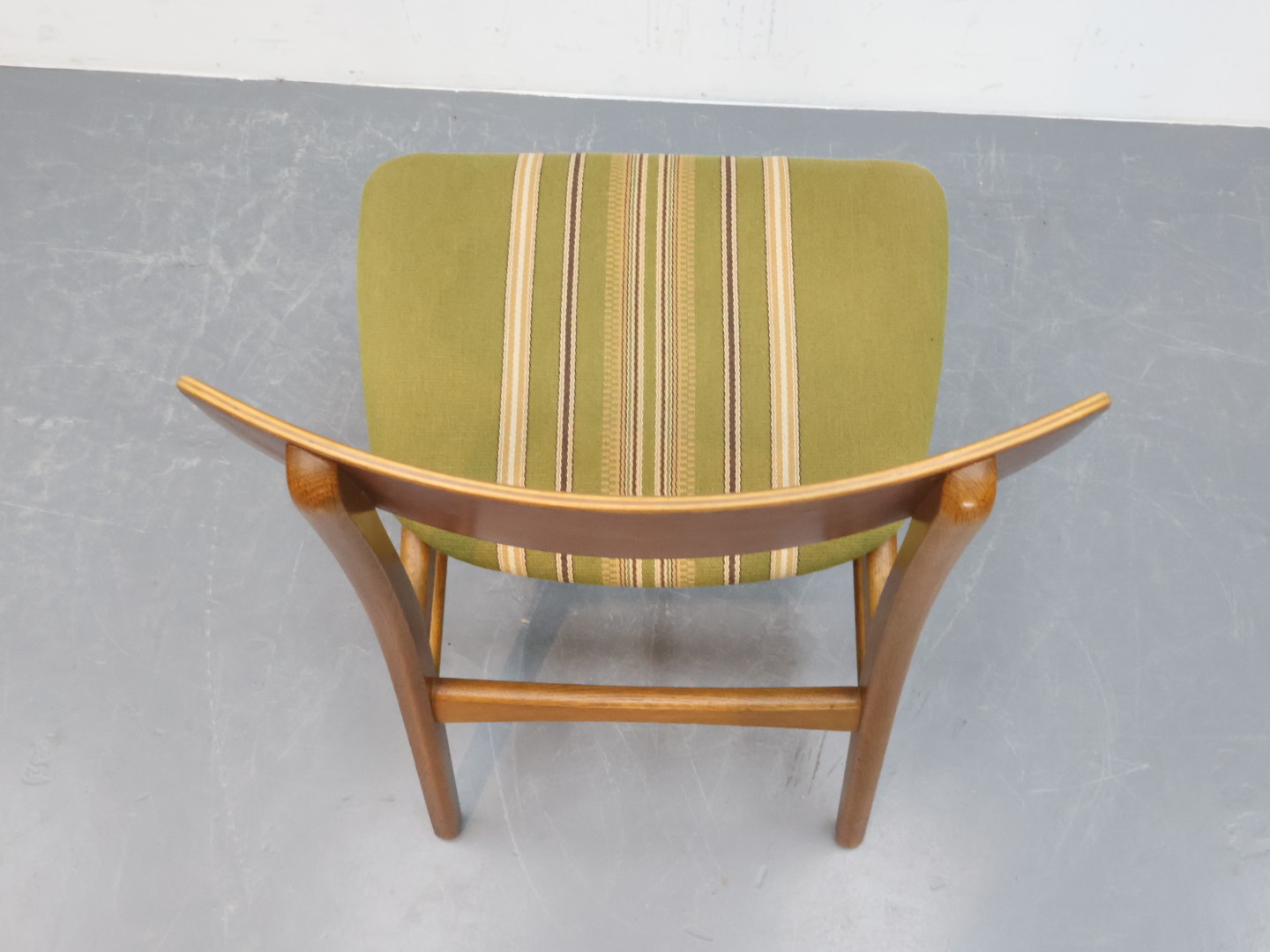 Vintage eetkamerstoel / hout stof / bruin groen / set van 6 eiken plywood