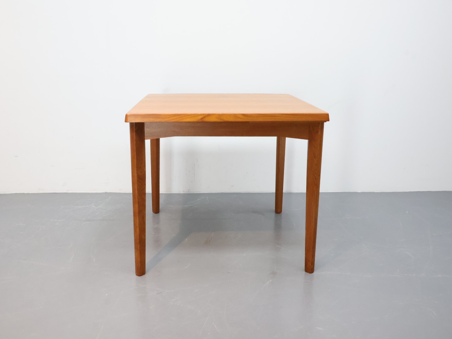 Vintage eettafel / teak / vierkant / Verlengbaar Vejle Stølefabrik Hennin Kjaernulf