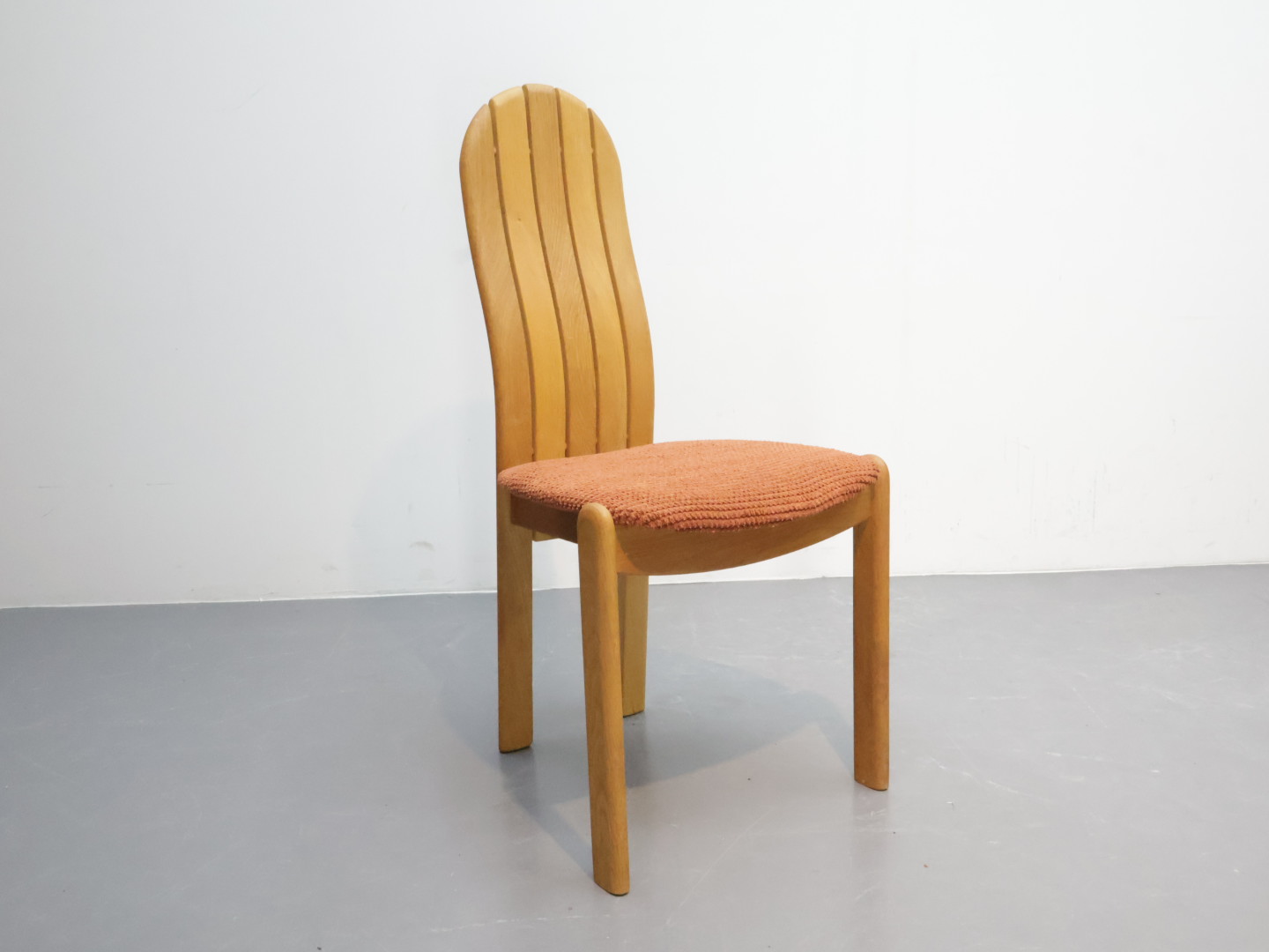 Vintage eetkamerstoel / hout stof / bruin terracotta / set van 4 eiken